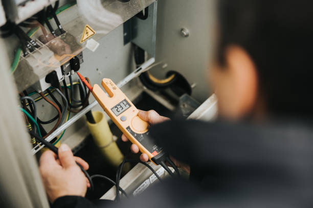 Best Local Electrician Companies  in Levittown, NY